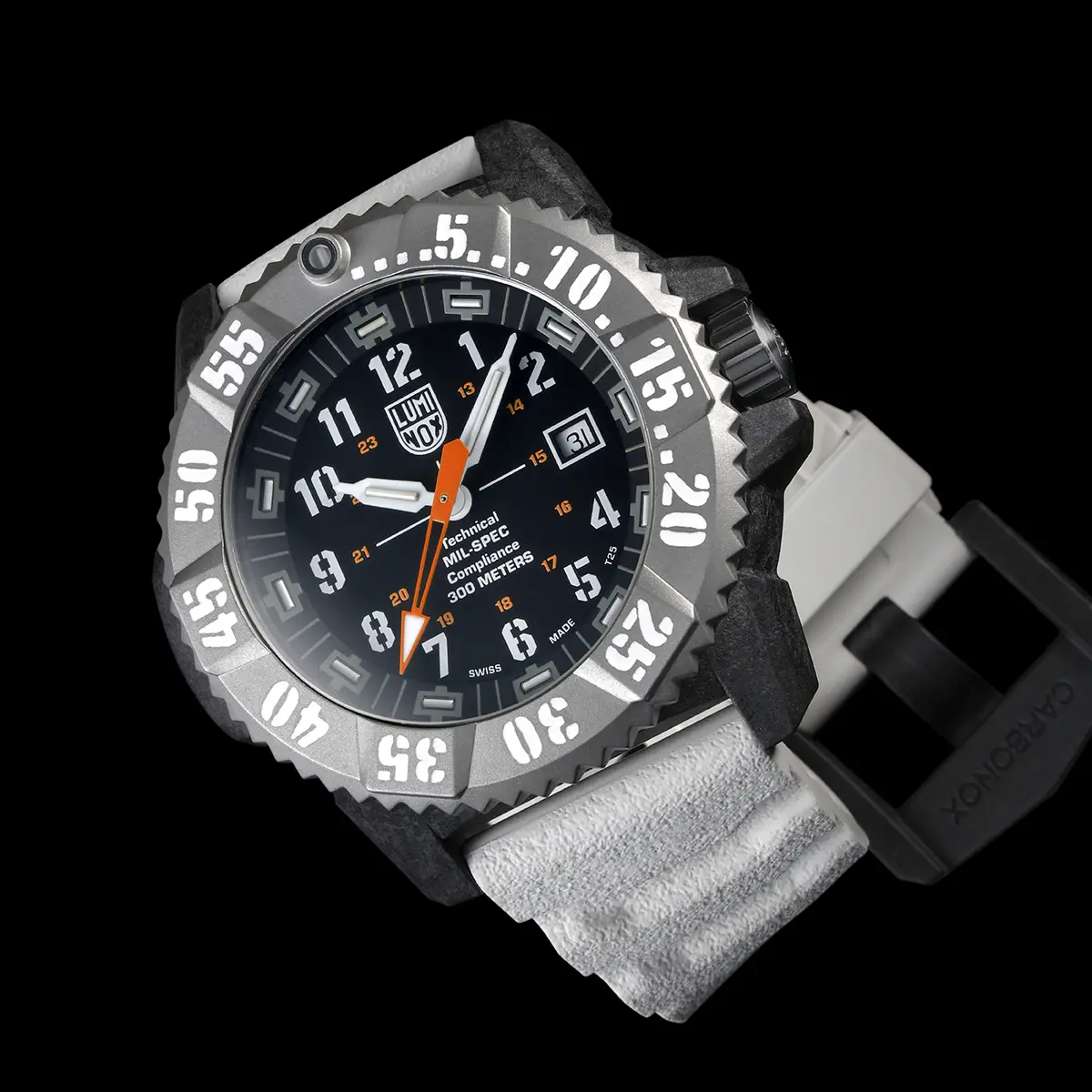 Luminox 3350 MIL-SPEC w nowej kolorystyce. Zegarek zgodny z normami militarnymi